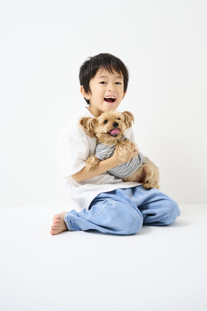 爽やかなお揃いコーデで仲良し撮影