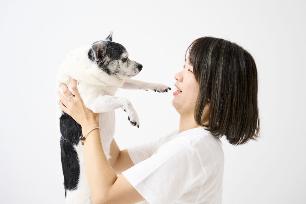 赤でお揃い！愛情たっぷりのハッピーな撮影